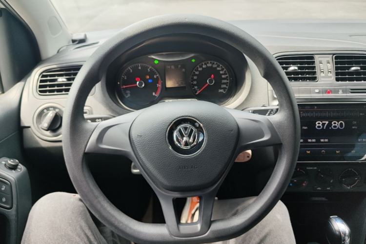 Used Volkswagen Polo 2018 1.5L Automatic Advanced Driving Model Steering Wheel