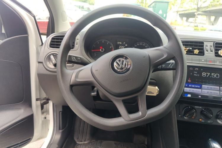 Used Volkswagen Polo 2018 1.5L Automatic Advanced Driving Model Steering Wheel