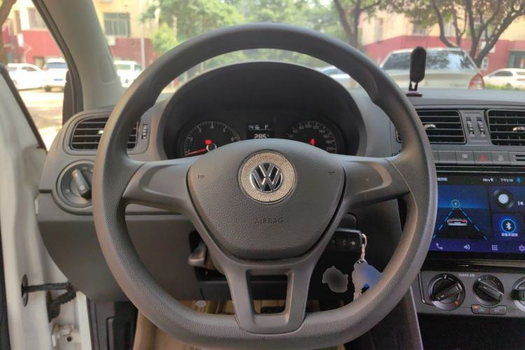 Used Volkswagen Polo 2018 1.5L Automatic Advanced Driving Model Steering Wheel