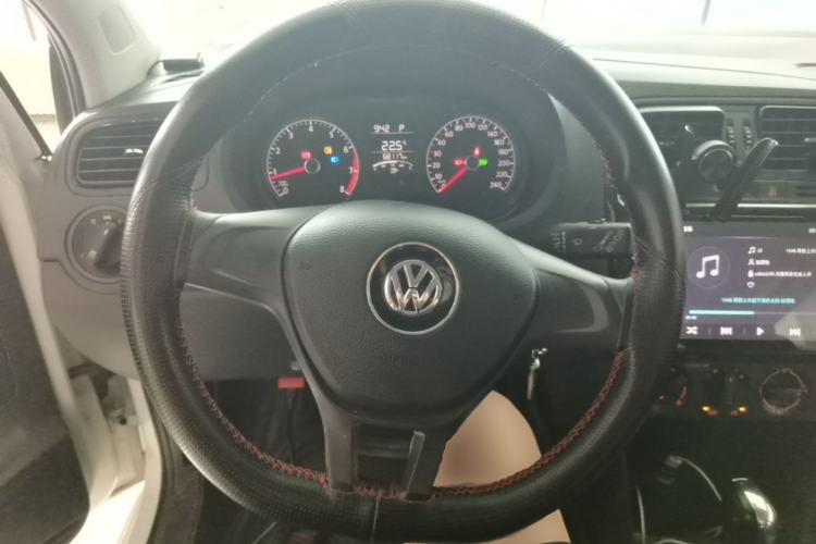 Used Volkswagen Polo 2018 1.5L Automatic Advanced Driving Model Steering Wheel