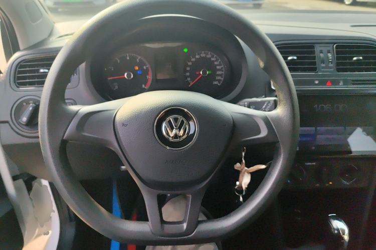 Used Volkswagen Polo 2018 1.5L Automatic Advanced Driving Model Steering Wheel