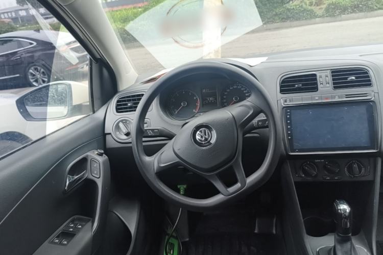 Used Volkswagen Polo 2018 1.5L Automatic Advanced Driving Model Steering Wheel