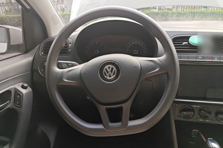 Used Volkswagen Polo 2018 1.5L Automatic Advanced Driving Model Steering Wheel