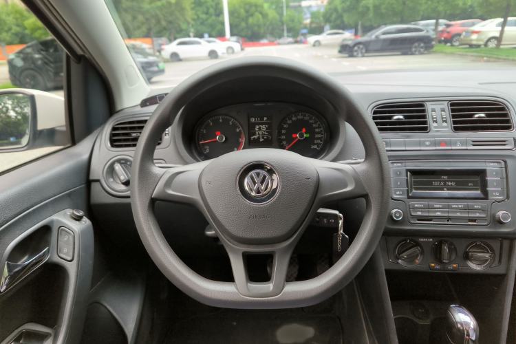 Used Volkswagen Polo 2018 1.5L Automatic Advanced Driving Model Steering Wheel