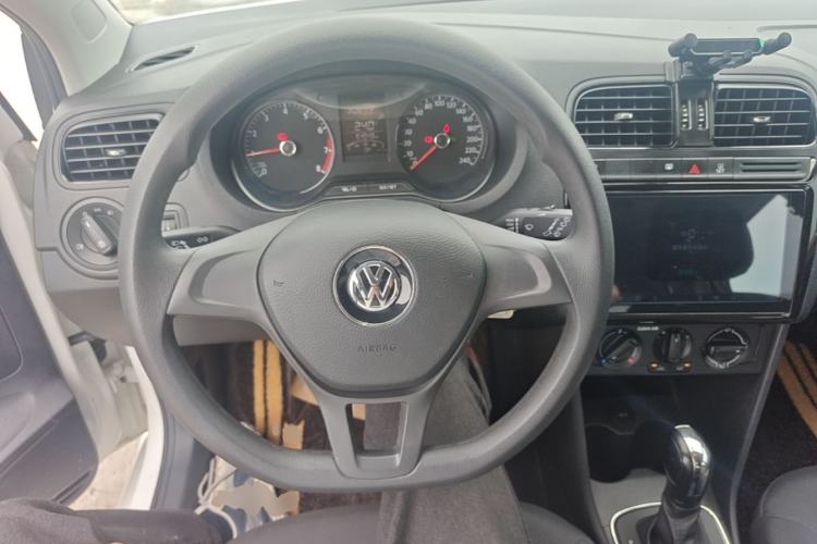Used Volkswagen Polo 2018 1.5L Automatic Advanced Driving Model Steering Wheel