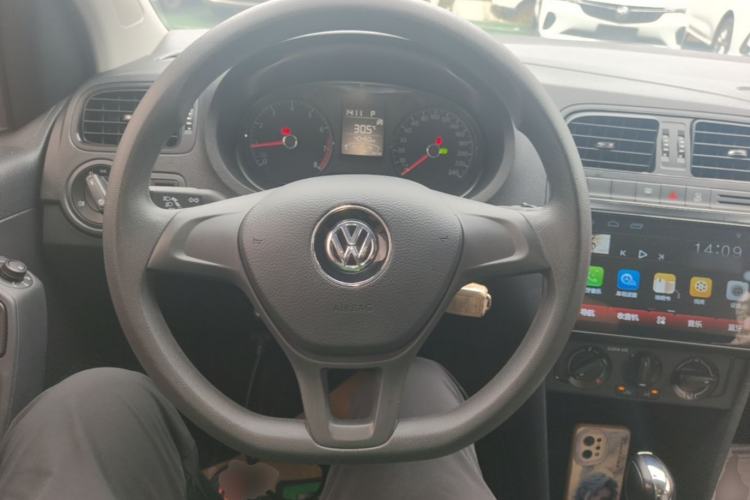 Used Volkswagen Polo 2018 1.5L Automatic Advanced Driving Model Steering Wheel