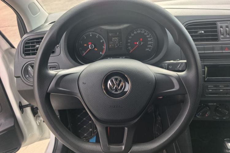 Used Volkswagen Polo 2018 1.5L Automatic Advanced Driving Model Steering Wheel