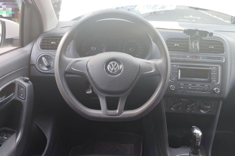 Used Volkswagen Polo 2018 1.5L Automatic Advanced Driving Model Steering Wheel