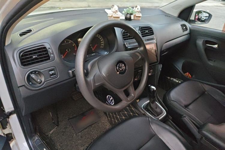 Used Volkswagen Polo 2018 1.5L Automatic Advanced Driving Model Steering Wheel