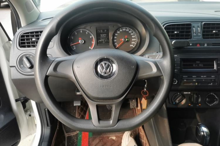 Used Volkswagen Polo 2018 1.5L Automatic Advanced Driving Model Steering Wheel