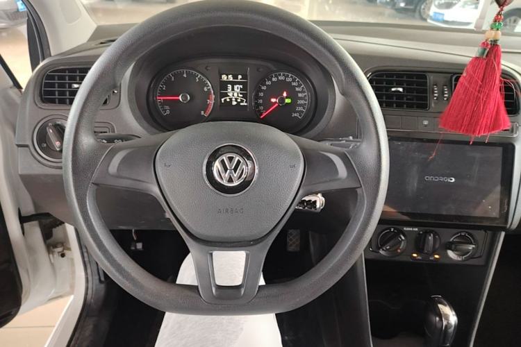 Used Volkswagen Polo 2018 1.5L Automatic Advanced Driving Model Steering Wheel