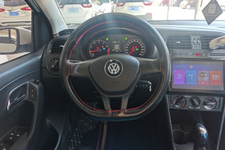 Used Volkswagen Polo 2018 1.5L Automatic Advanced Driving Model Steering Wheel