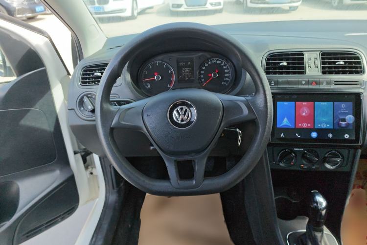 Used Volkswagen Polo 2018 1.5L Automatic Advanced Driving Model Steering Wheel