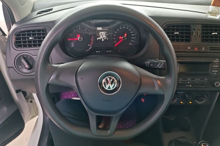 Used Volkswagen Polo 2018 1.5L Manual Drive-Comfort Model Steering Wheel