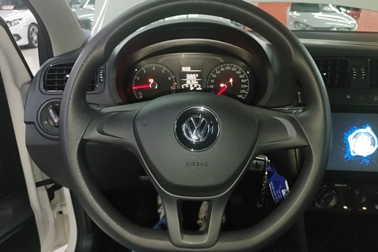 Used Volkswagen Polo 2018 1.5L Manual Drive-Comfort Model Steering Wheel