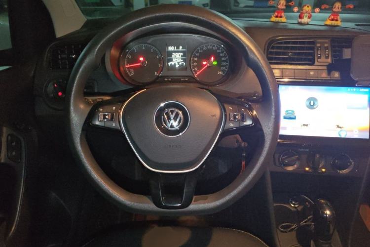 Used Volkswagen Polo 2018 1.5L Automatic Advanced Driving Model Steering Wheel