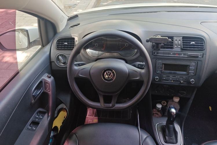 Used Volkswagen Polo 2018 1.5L Automatic Advanced Driving Model Steering Wheel