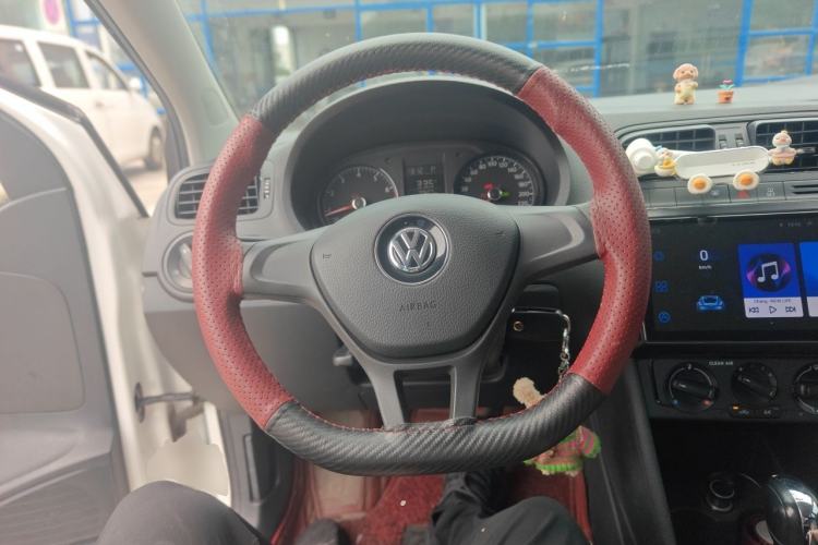 Used Volkswagen Polo 2018 1.5L Automatic Advanced Driving Model Steering Wheel