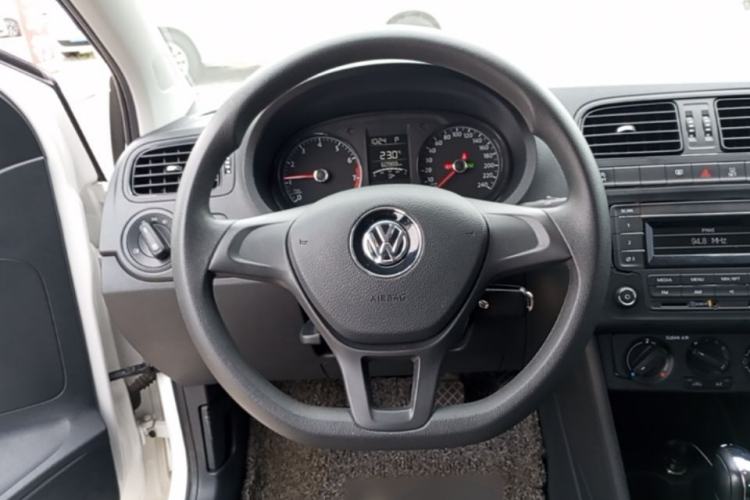 Used Volkswagen Polo 2018 1.5L Automatic Advanced Driving Model Steering Wheel