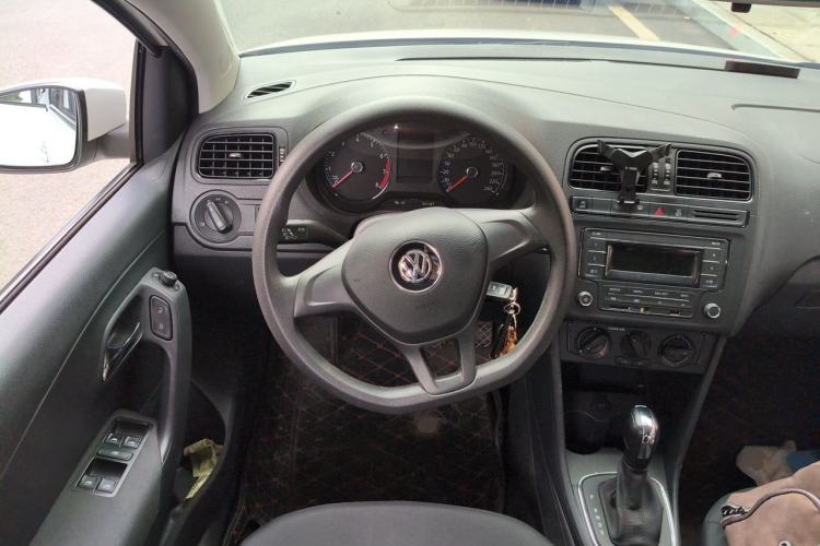 Used Volkswagen Polo 2018 1.5L Automatic Advanced Driving Model Steering Wheel