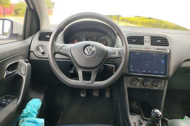 Used Volkswagen Polo 2018 1.5L Manual Drive-Comfort Model Steering Wheel