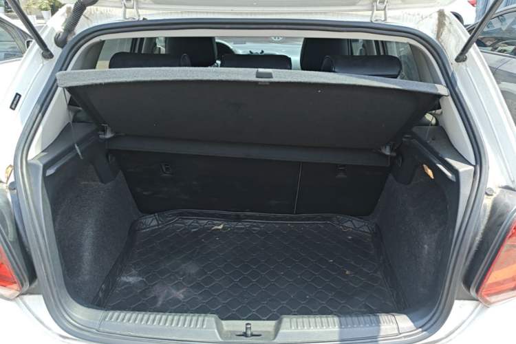 Used Volkswagen Polo 2018 1.5L Automatic Advanced Driving Model Trunk