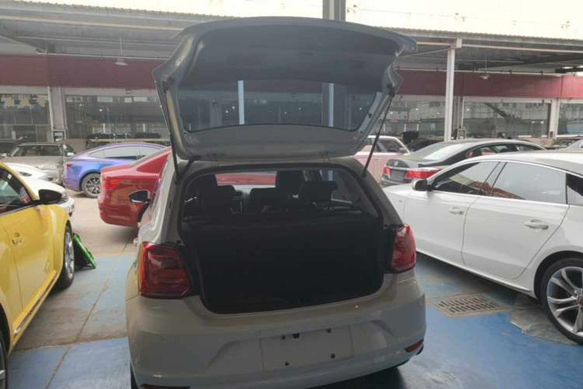 Used Volkswagen Polo 2018 1.5L Automatic Enjoyment Model Trunk