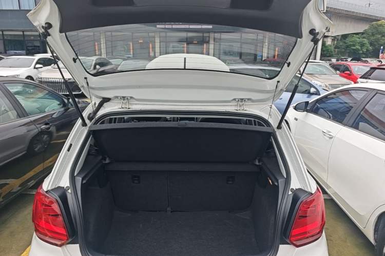 Used Volkswagen Polo 2018 1.5L Automatic Enjoyment Model Trunk