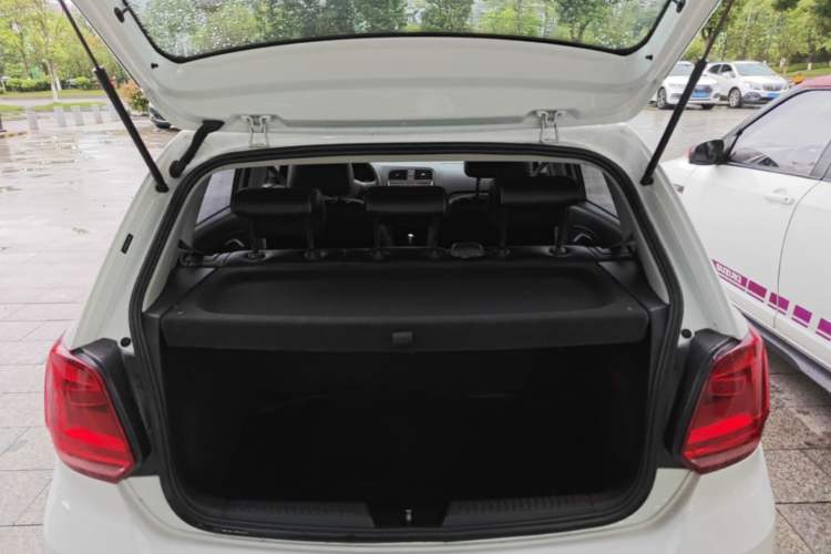 Used Volkswagen Polo 2018 1.5L Automatic Advanced Driving Model Trunk