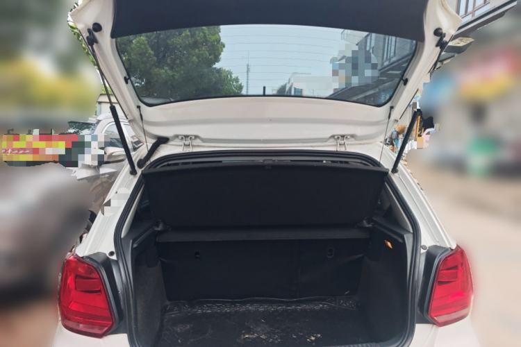 Used Volkswagen Polo 2018 1.5L Manual Drive-Comfort Model Trunk