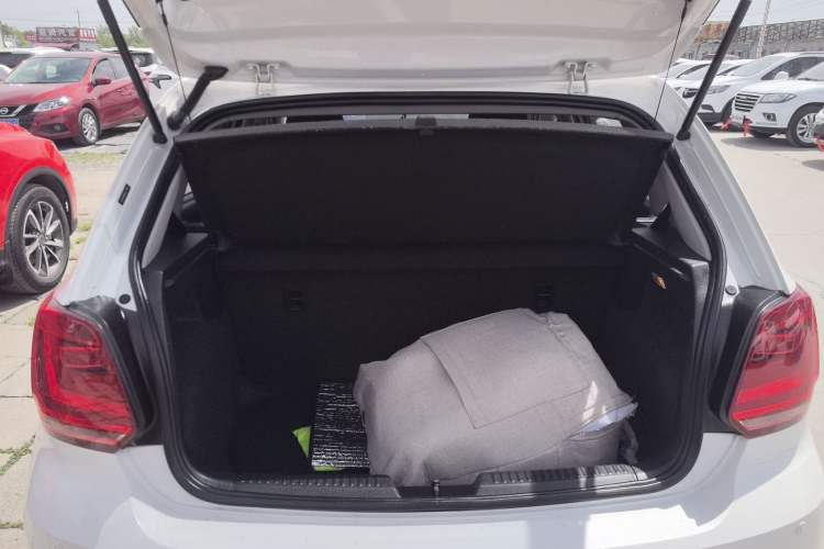 Used Volkswagen Polo 2018 1.5L Automatic Advanced Driving Model Trunk