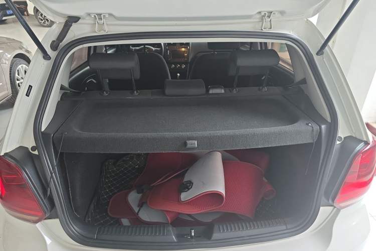 Used Volkswagen Polo 2018 1.5L Automatic Advanced Driving Model Trunk