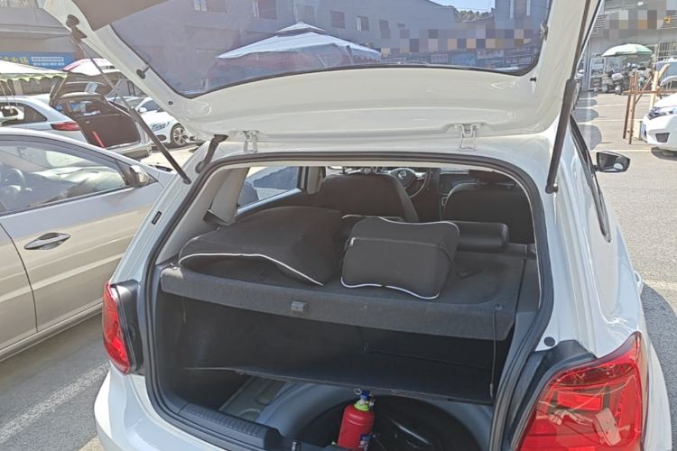 Used Volkswagen Polo 2018 1.5L Automatic Enjoyment Model Trunk