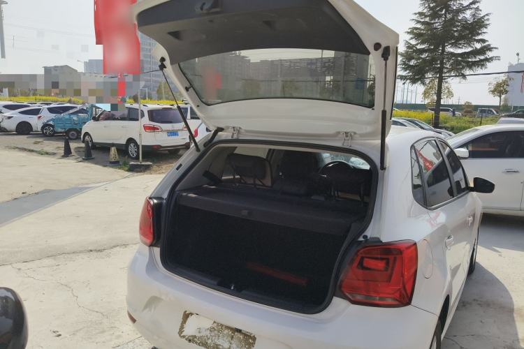 Used Volkswagen Polo 2018 1.5L Manual Drive-Comfort Model Trunk