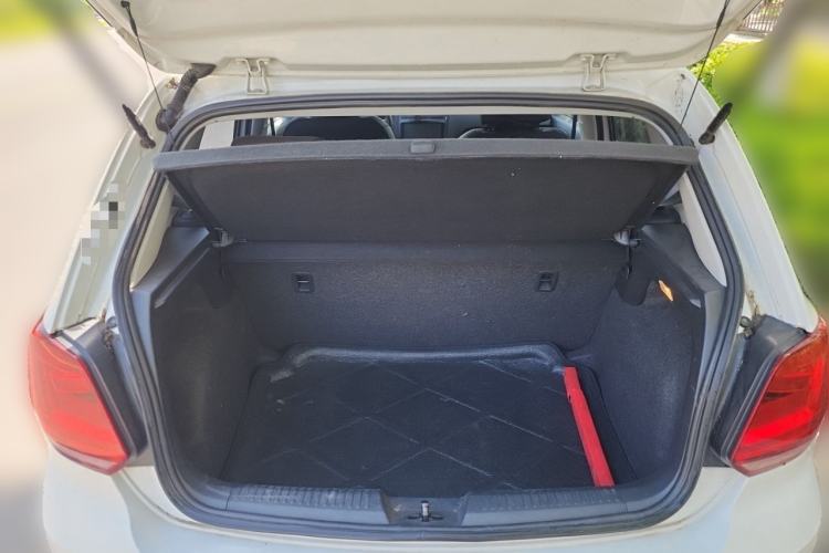 Used Volkswagen Polo 2018 1.5L Manual Drive-Comfort Model Trunk