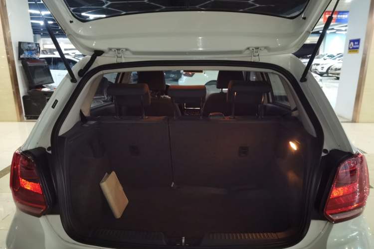 Used Volkswagen Polo 2018 1.5L Automatic Enjoyment Model Trunk