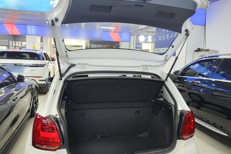 Used Volkswagen Polo 2018 1.5L Automatic Advanced Driving Model Trunk
