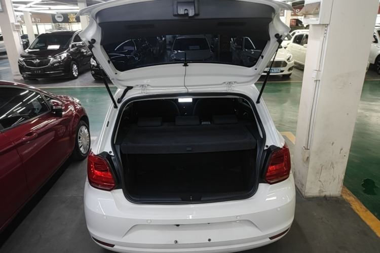 Used Volkswagen Polo 2018 1.5L Manual Drive-Comfort Model Trunk