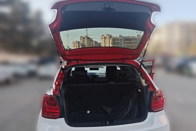 Used Volkswagen Polo 2018 1.5L Manual Drive-Comfort Model Trunk