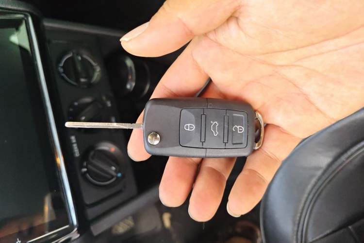 Used Volkswagen Polo 2018 1.5L Manual Drive-Comfort Model Vehicle Key