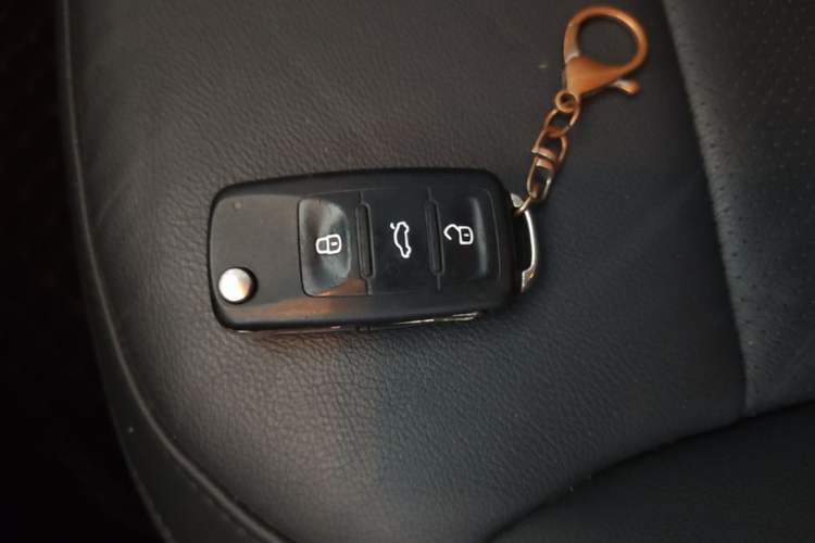 Used Volkswagen Polo 2018 1.5L Automatic Luxury Edition Vehicle Key