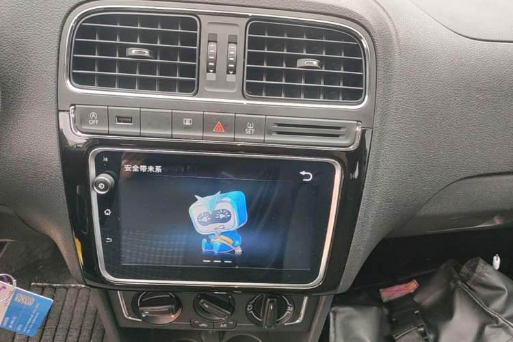 Used Volkswagen Polo 2018 1.5L Automatic Enjoyment Model Audio And AC Panel
