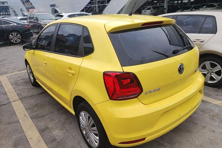 Used Volkswagen Polo 2018 1.5L Automatic Enjoyment Model Exterior 2