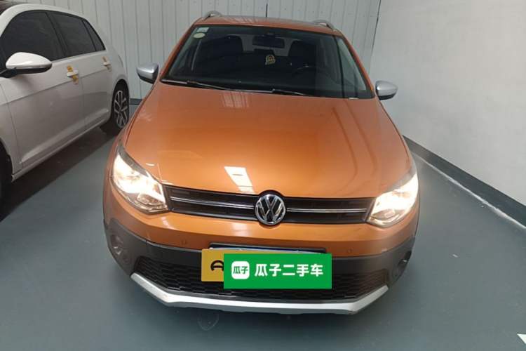 Used Volkswagen Polo 2018 1.5L Cross Polo Automatic Front