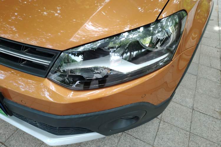 Used Volkswagen Polo 2018 1.5L Cross Polo Automatic Left Front Headlight