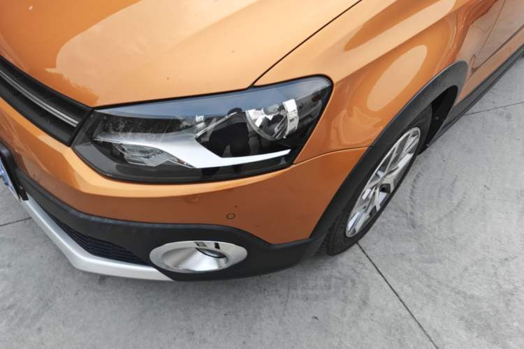 Used Volkswagen Polo 2018 1.5L Cross Polo Automatic Left Front Headlight