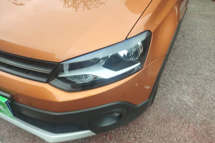 Used Volkswagen Polo 2018 1.5L Cross Polo Automatic Left Front Headlight