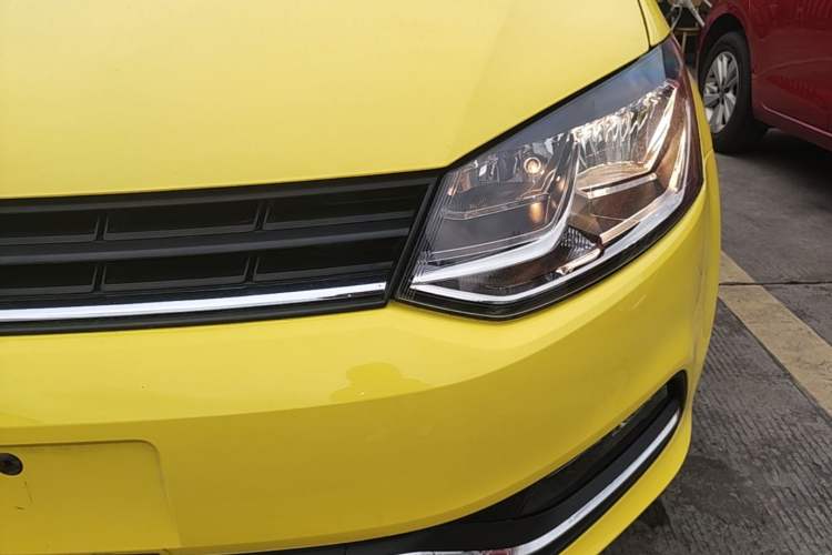 Used Volkswagen Polo 2018 1.5L Automatic Enjoyment Model Left Front Headlight