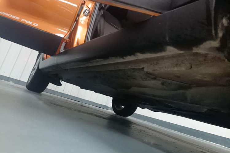 Used Volkswagen Polo 2018 1.5L Cross Polo Automatic Right Side Sill