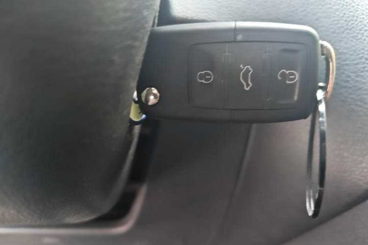 Used Volkswagen Polo 2018 1.5L Cross Polo Automatic Vehicle Key